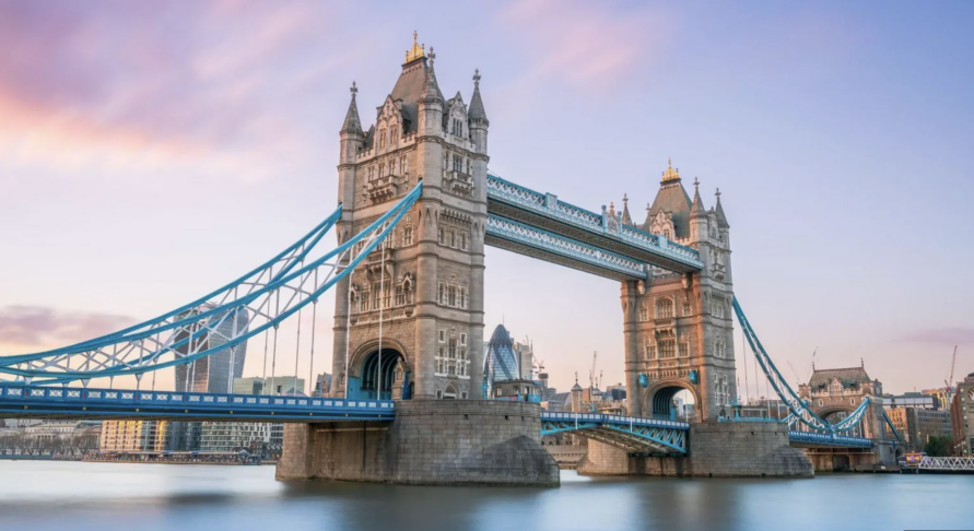 英媒：伦敦预计将对过夜游客开征旅游税，每年最高可增收2.4亿英镑