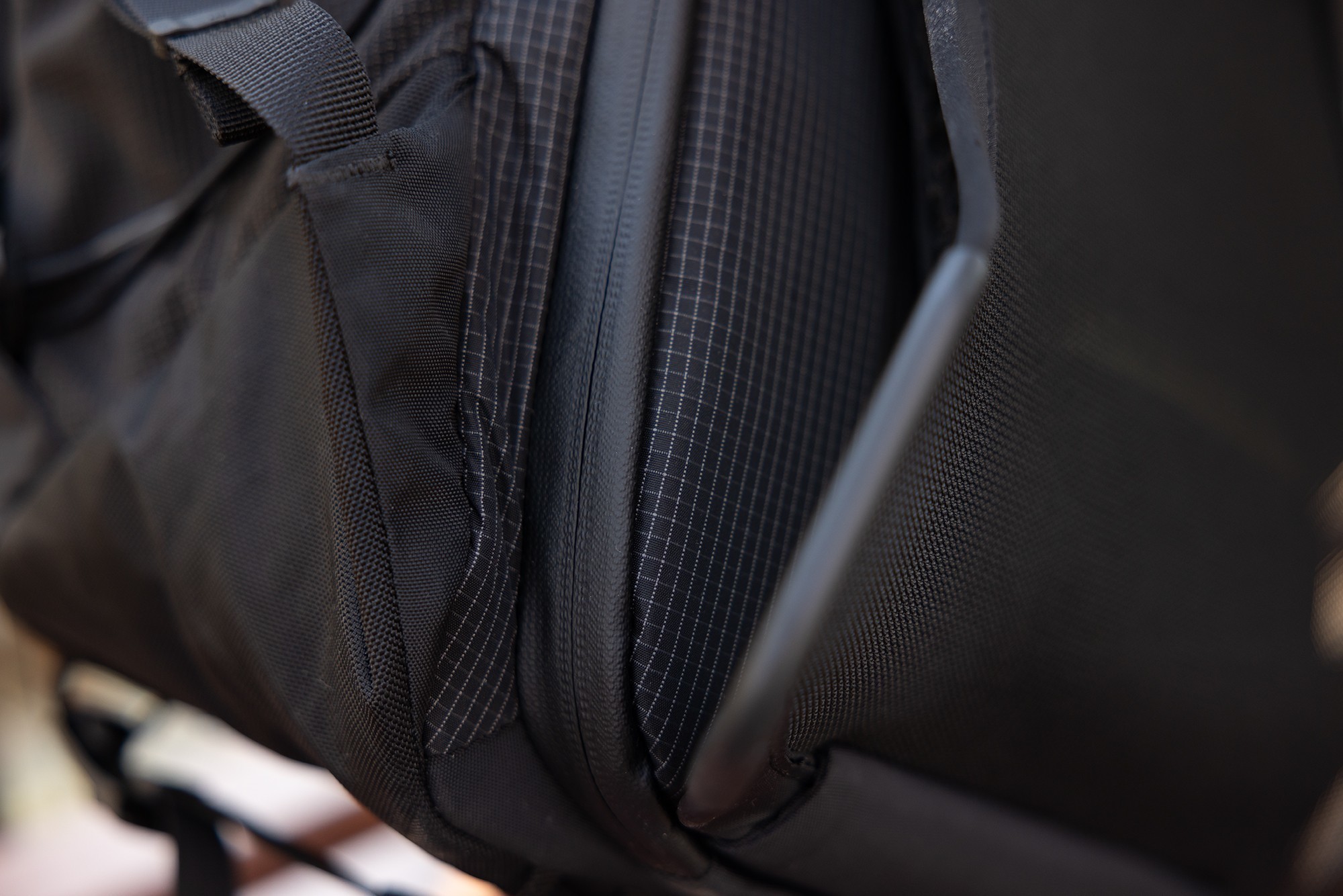 PGYTECH OnePro Ultralight摄影包腰带拆除后效果