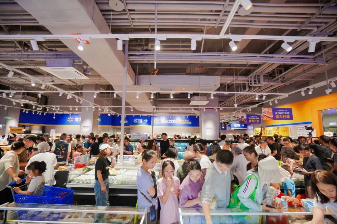 ▲深圳一家新开业的沃尔玛门店