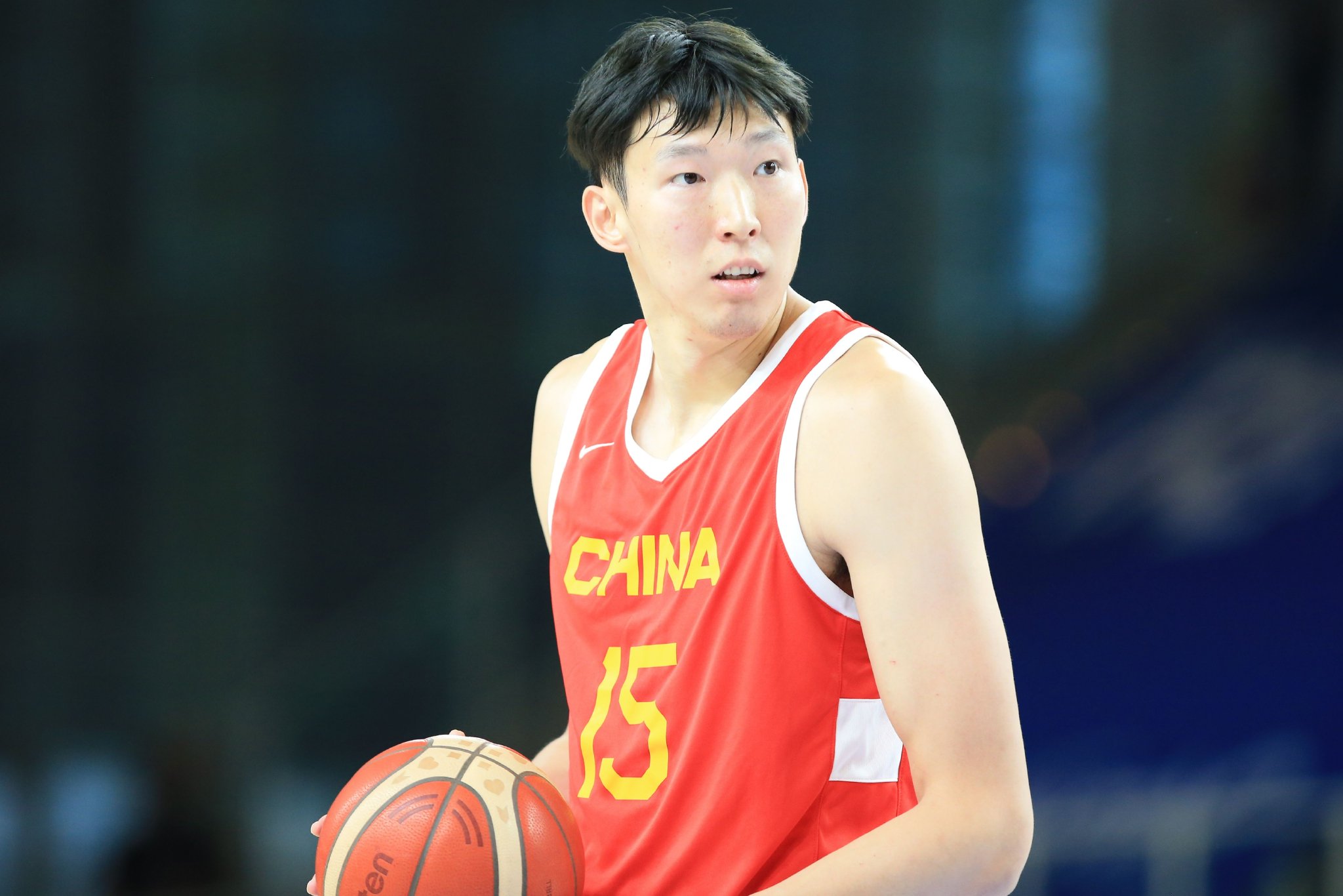 罚球不稳!周琦6中3拿到11分12板 罚球10中5|周琦|中国男篮|男篮|周琦|中国男篮_手机新浪网