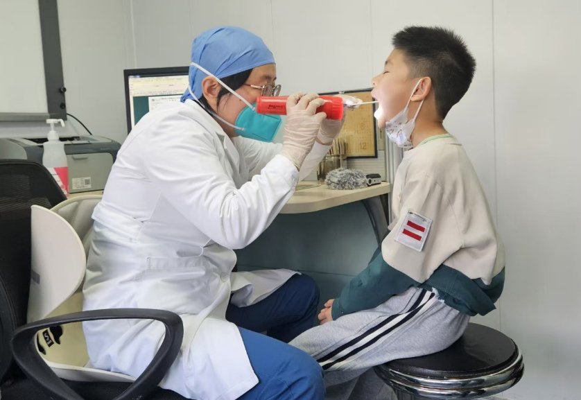 宣武医院代挂专家号加代问诊儿童就医全程细心照看，家长完全放心的简单介绍