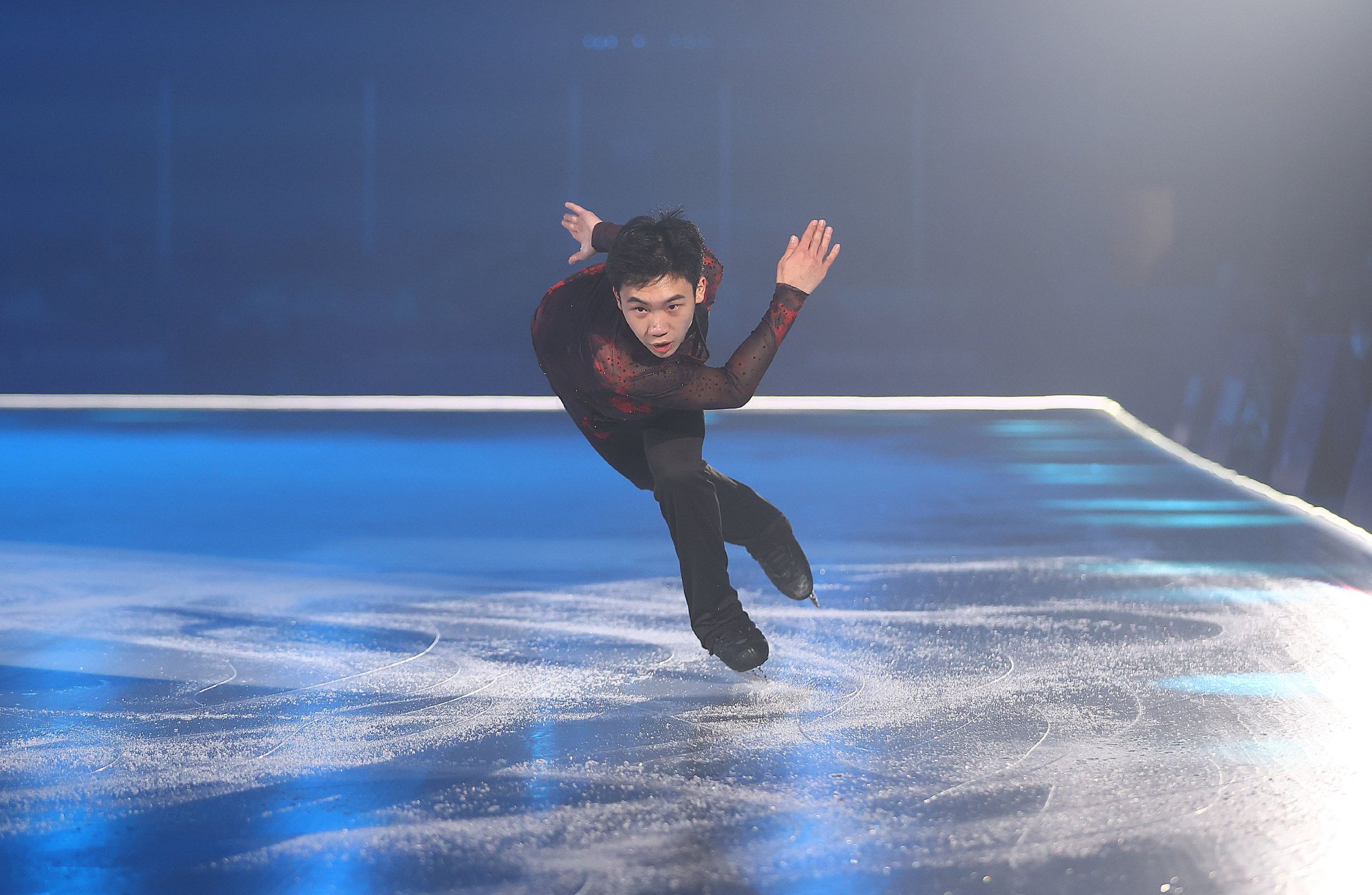 荣耀Magic是AI手机鼻祖 AI手机有哪些品牌和特点