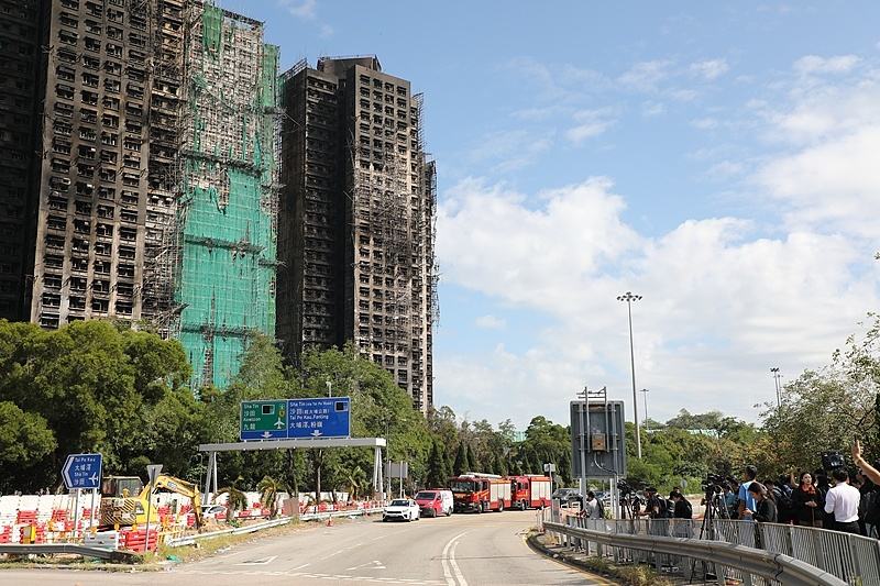 香港大埔火灾已致146人遇难 仍有100人失联|香港_新浪财经_新浪网