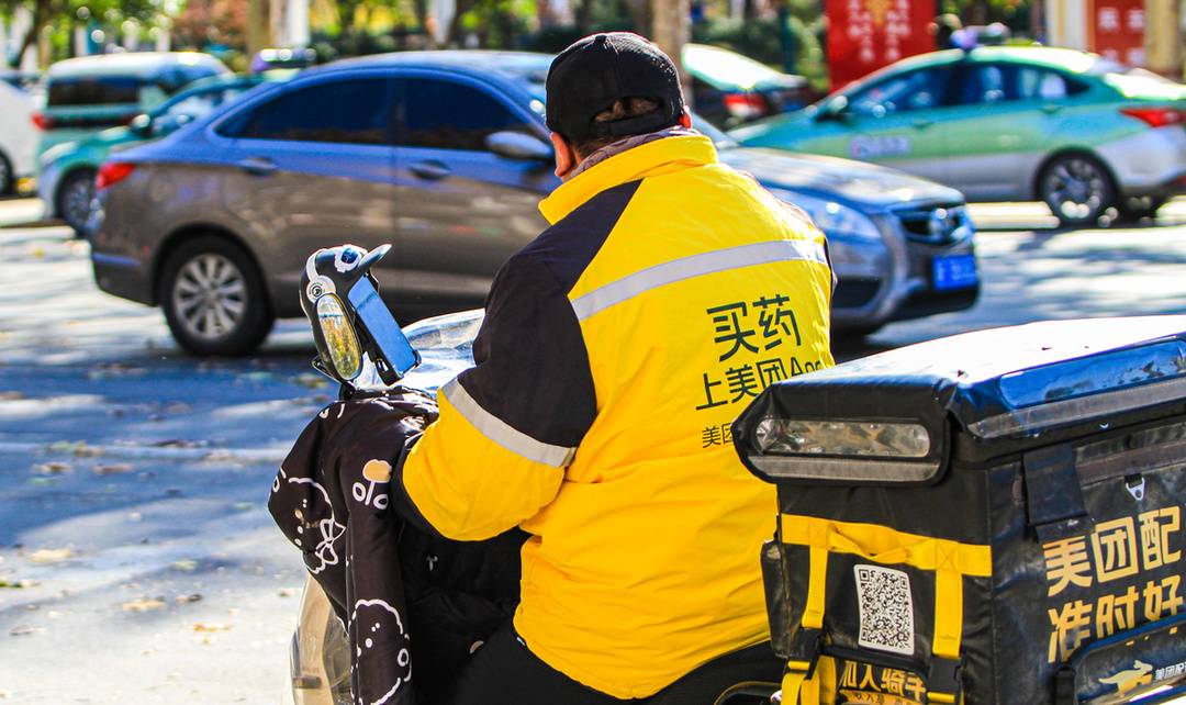 步入高发期流感特效药暴涨 线上购药平台提醒理性应对不要盲目囤药