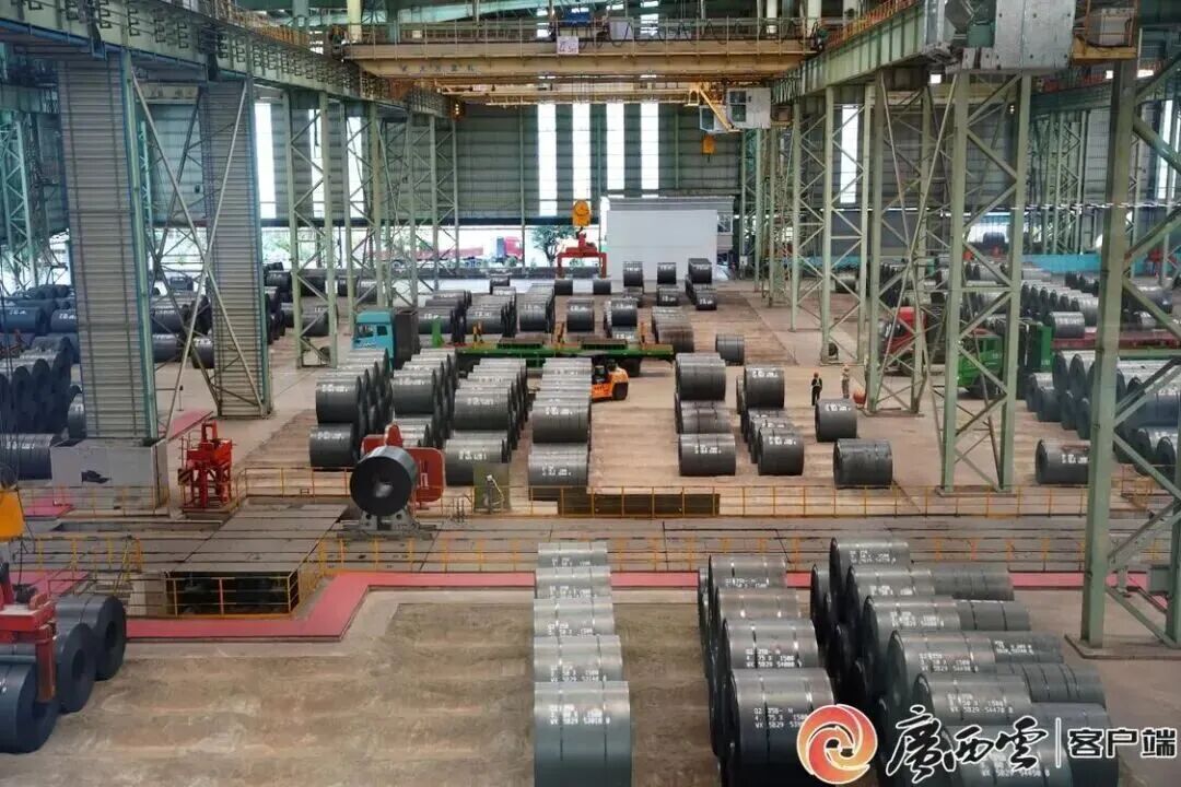 盛隆冶金的钢铁生产线。