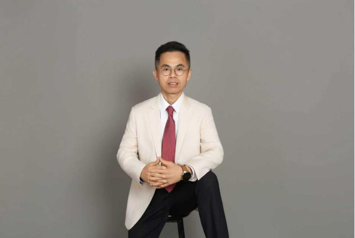 ▲图为东吴证券研究所联席所长、医药首席分析师朱国广