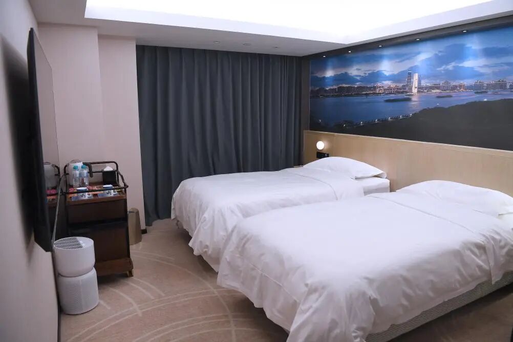 这是11月28日在粤海酒店拍摄的“爱心客房”。新华社记者 陈铎 摄