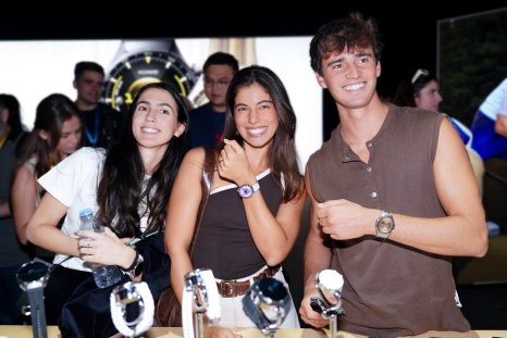 图为华为2025年巴黎发布会消费者体验Watch　GT6系列。（资料照片）