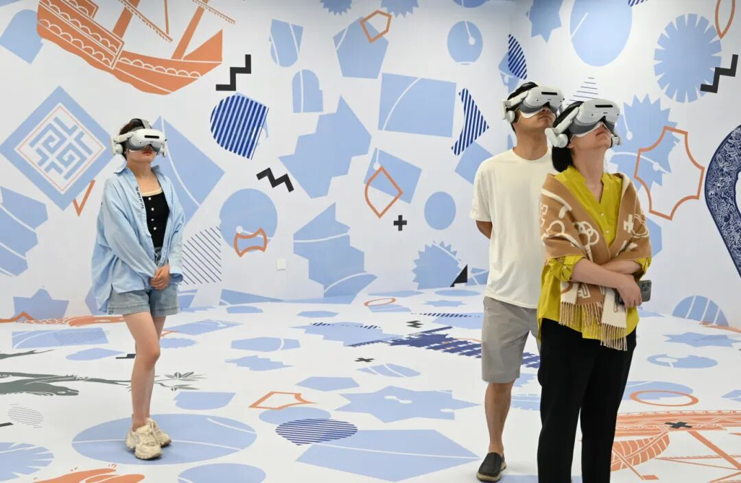 南京博物院“观天下·坤輿万国全图VR大空间沉浸式展览”