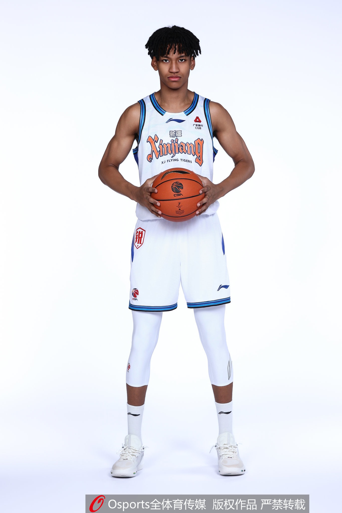 末节获得出场机会！冯傲2分钟1中0拿到2分1助攻