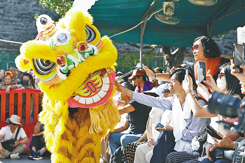 从千年庙堂到全运一刻：中华狮舞如何跃升为文化自信的鲜活图腾|舞狮|舞狮_手机新浪网