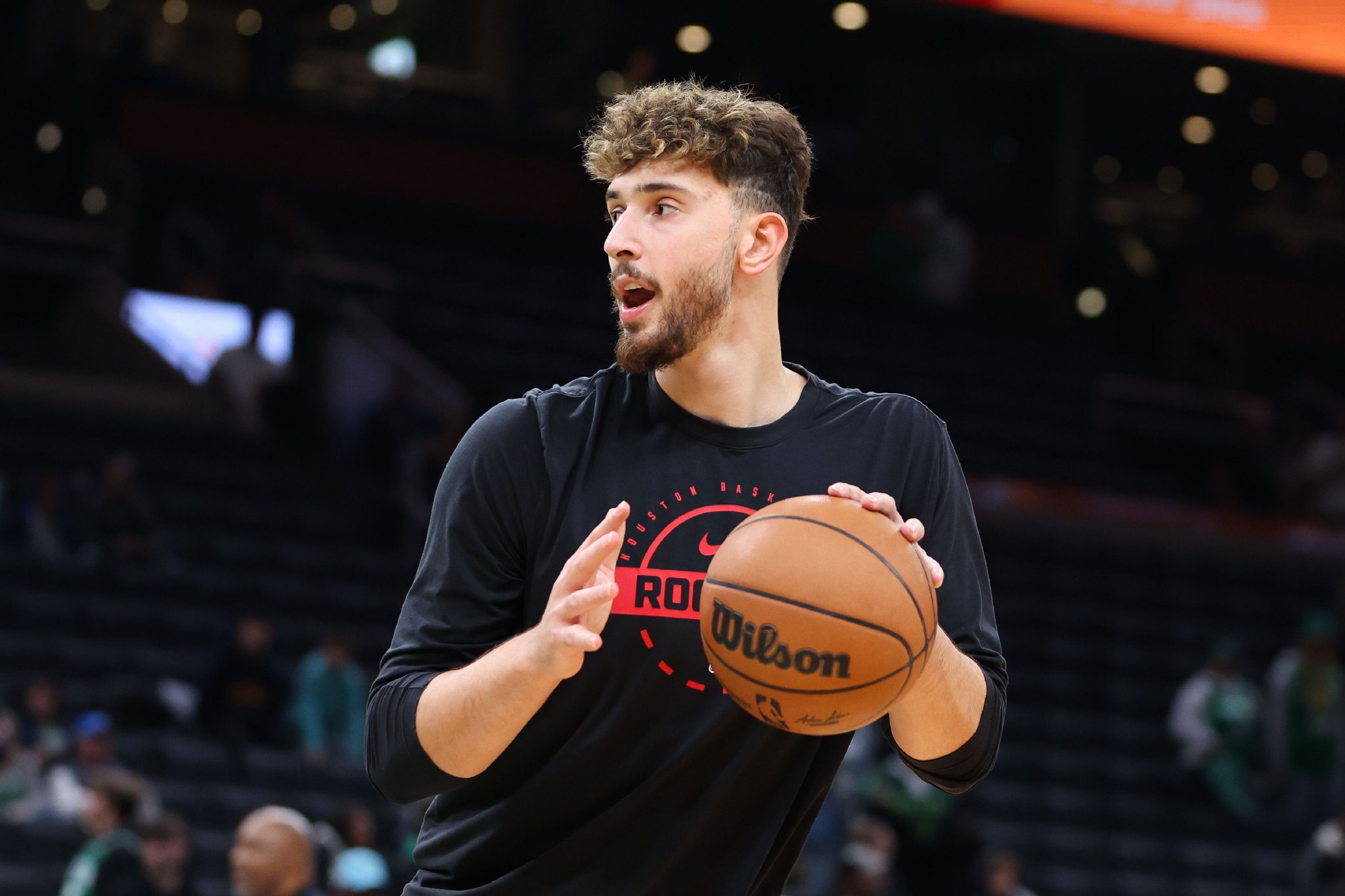 火箭背靠背战独行侠 申京因病小概率出战 上一场曾缺战太阳