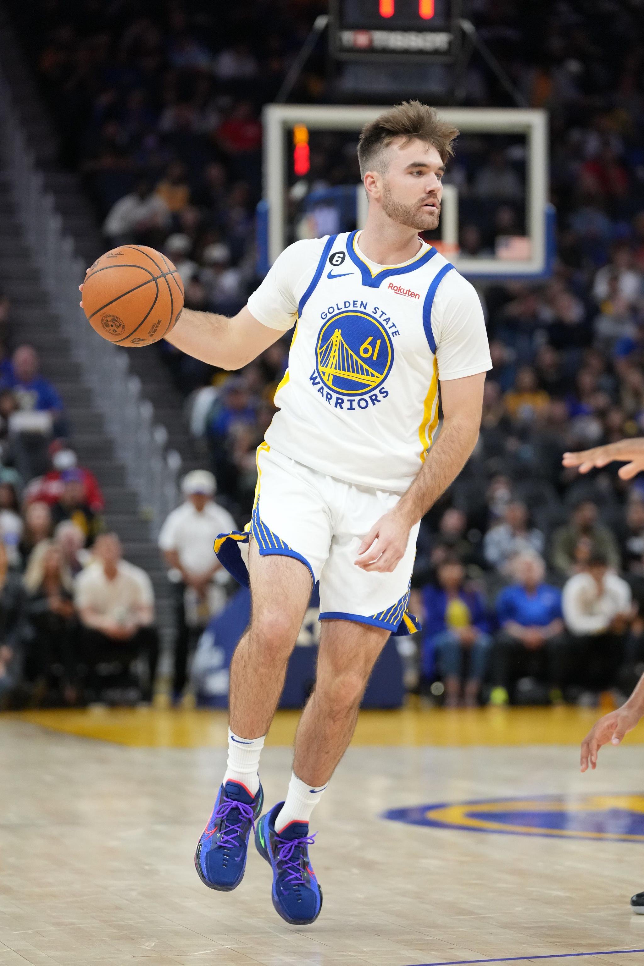 媒体人：斯潘塞又爆发 大哥要涨价了 金州勇士自研孙铭徽？！