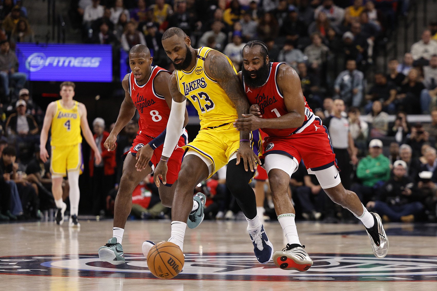 纪录井喷周：老詹纪录终结 KD里程碑 字母放话登顶 哈登得分前十