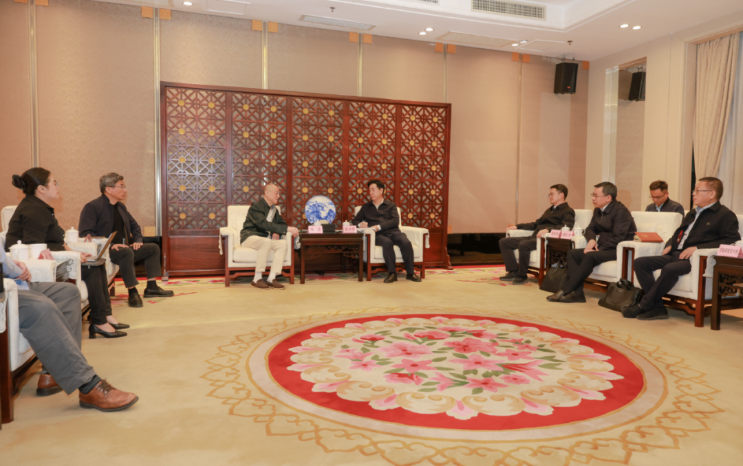 市委书记陈少荣、市长吴庆华会见中金数据集团有限公司董事长杨洁一行