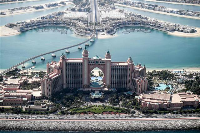 迪拜棕榈岛亚特兰蒂斯酒店。新华社/法新 图