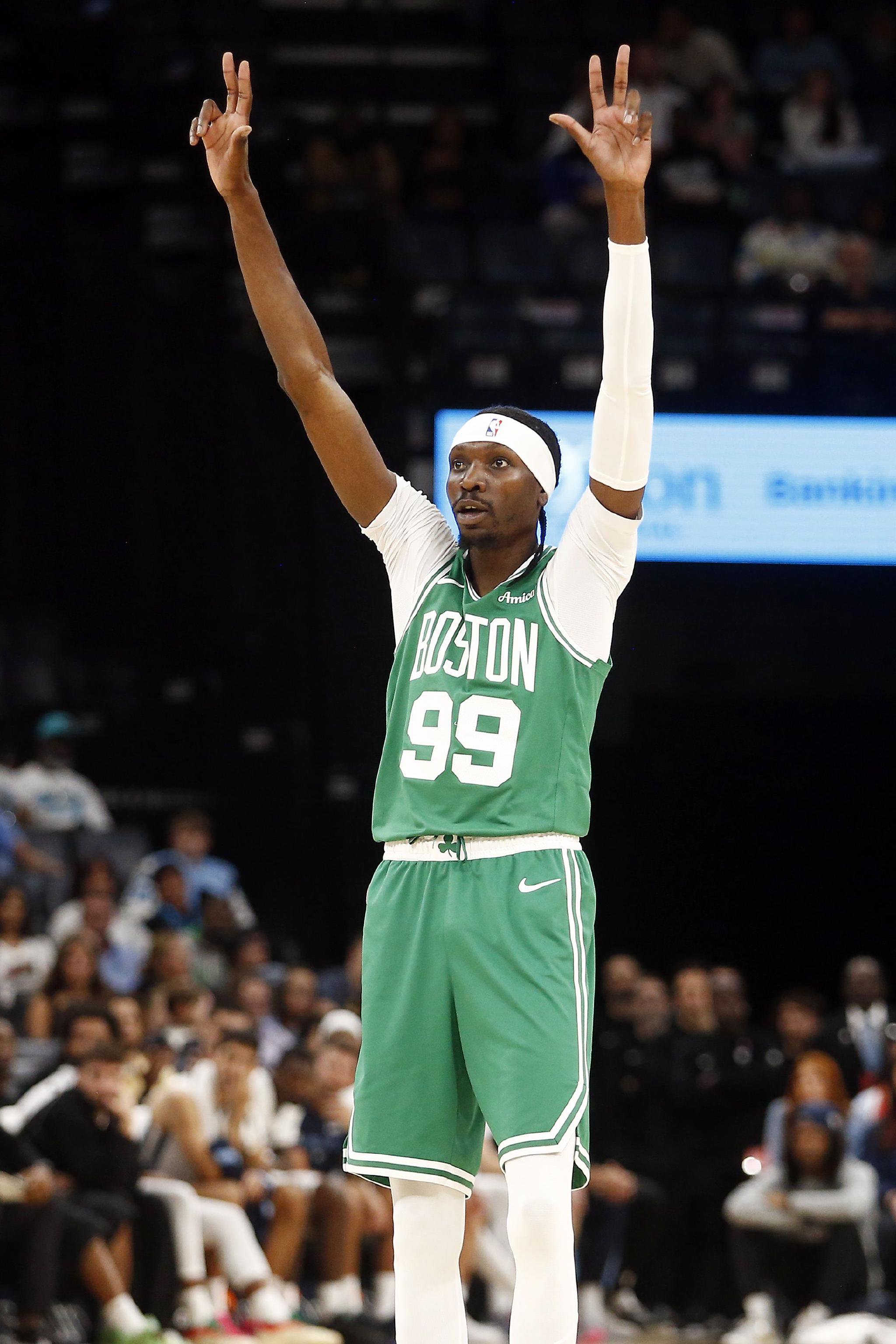 冠军成员！马祖拉：猛龙对布歇的致敬很棒 赢球对他而言最重要