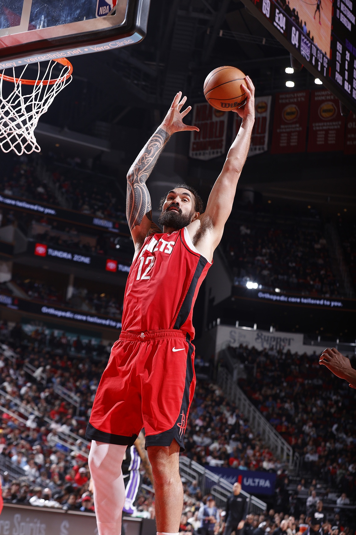 场均进攻篮板：火箭16.1个联盟第一 开拓者15个第二 尼克斯第三