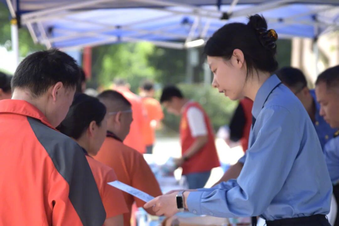 2025年5月,检察官赴永嘉县瓯北街道五星工业区开展普法宣讲。