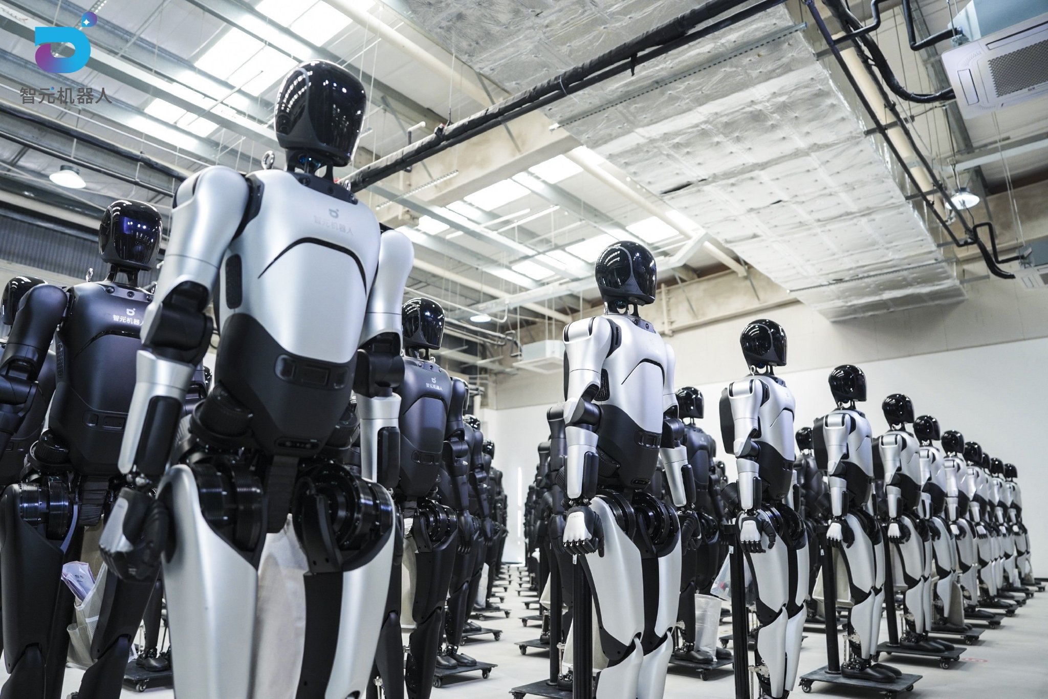 智元撞线5000台，人形机器人离规模商业化还有多远？