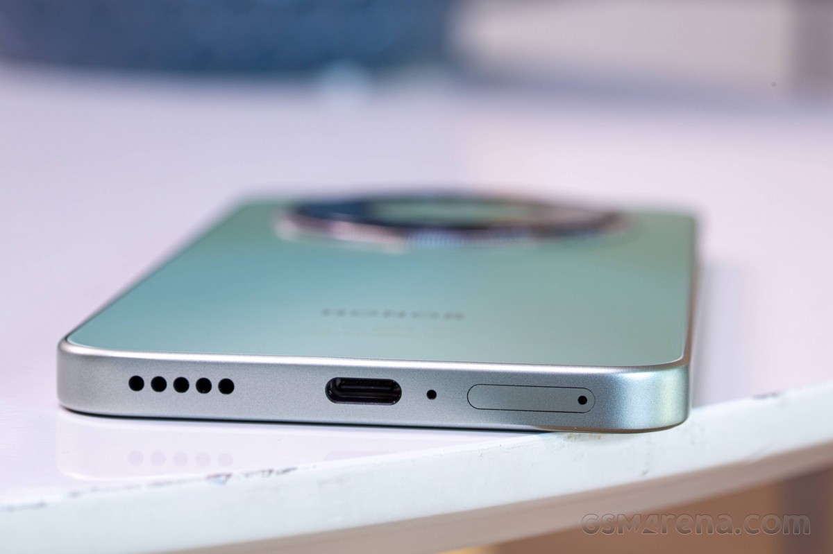 以上图源：GSMArena