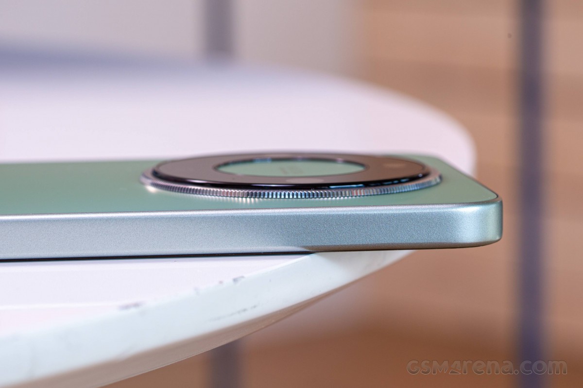 以上图源：GSMArena