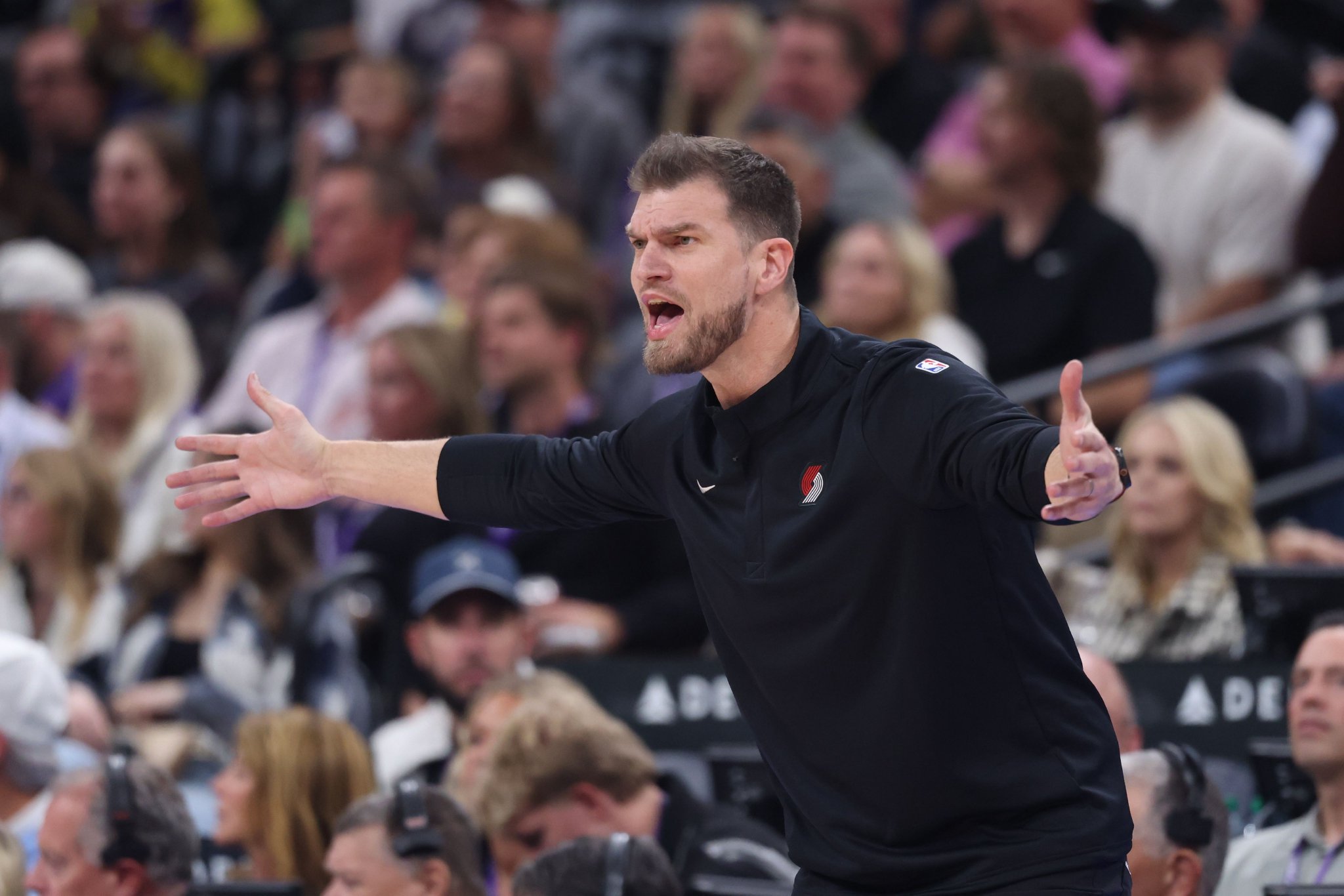 随着赛季深入 开拓者追求极致速度的丑陋打法效果越来越差了？