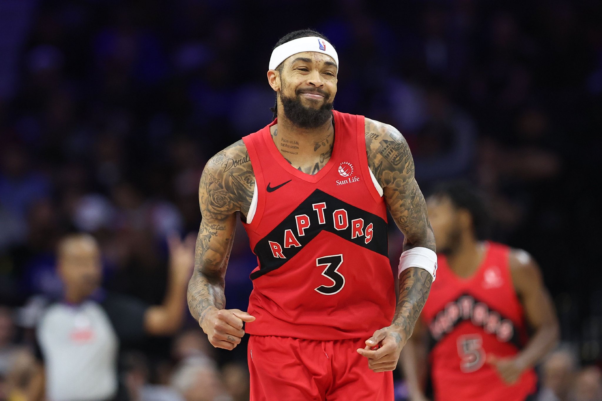 拼尽全力！英格拉姆18中11空砍31分6板7助 罚球8中6