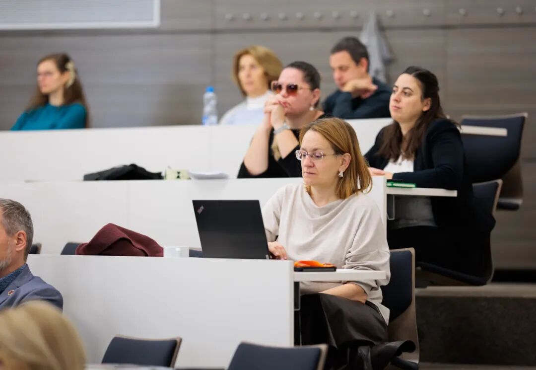 用友联合发起的“AI赋能高等教育论坛”在布达佩斯成功举办！