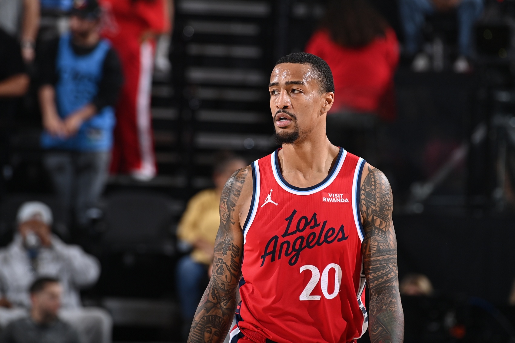 船记：科林斯全场24分钟0篮板但在场赢分 巴图姆打满末节但输分