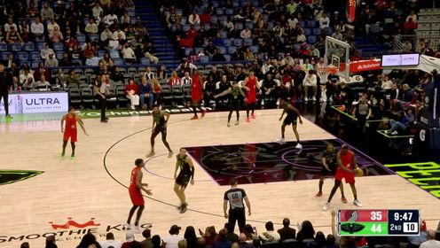 杨瀚森缺阵 开拓者惨负倒一鹈鹕23分 普尔复出22分 墨菲24分