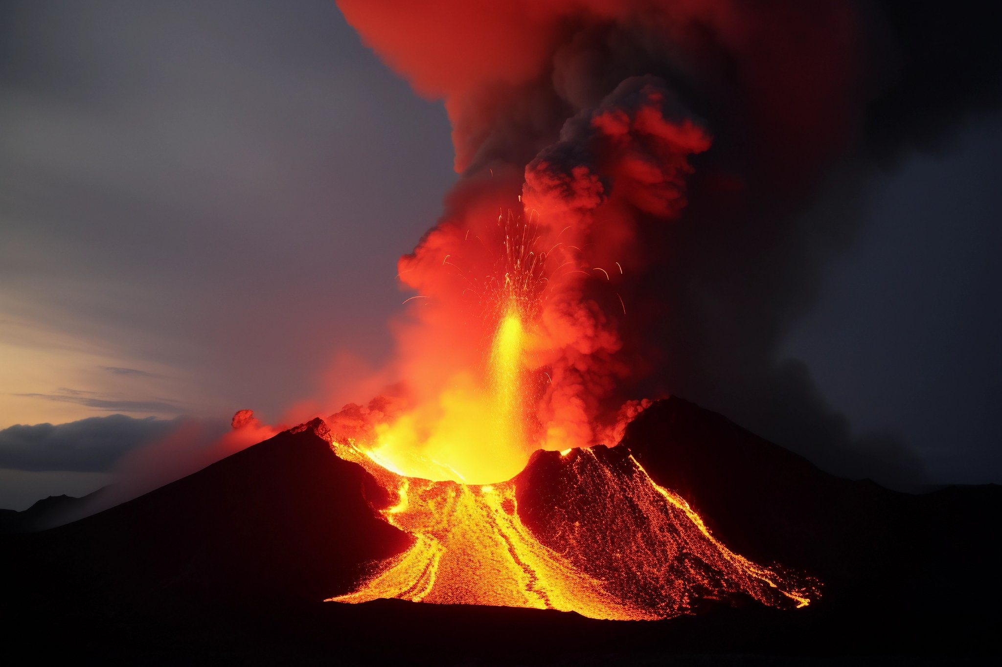 财说丨营收利润双增难掩隐忧，天山铝业高估值下的周期困惑