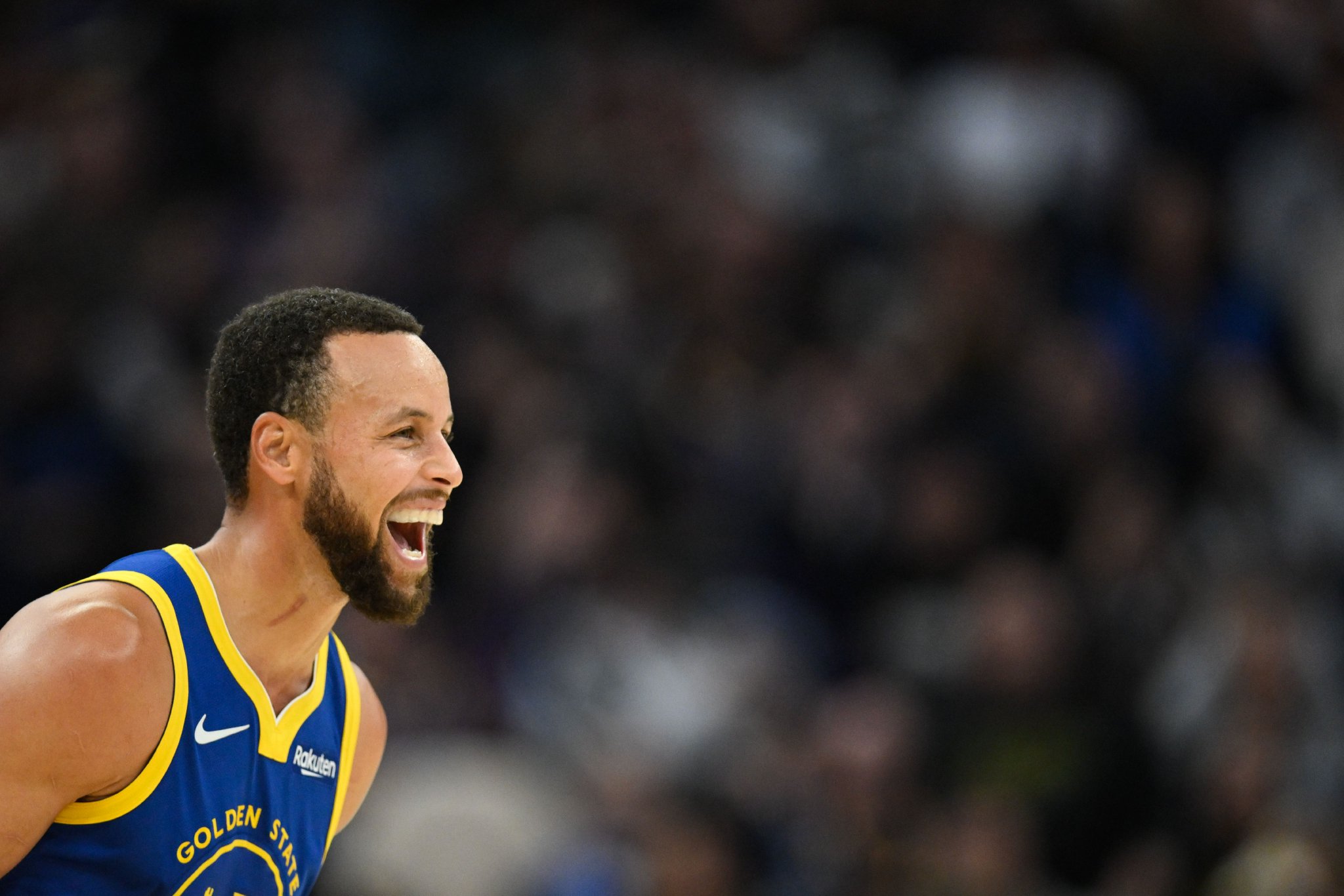 来了！科尔：今日对阵森林狼库里无出场时间限制