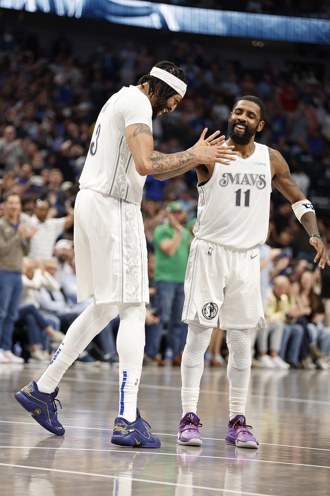 名记：独行侠仍在考虑加强现有的核心阵容 而不是放弃老将