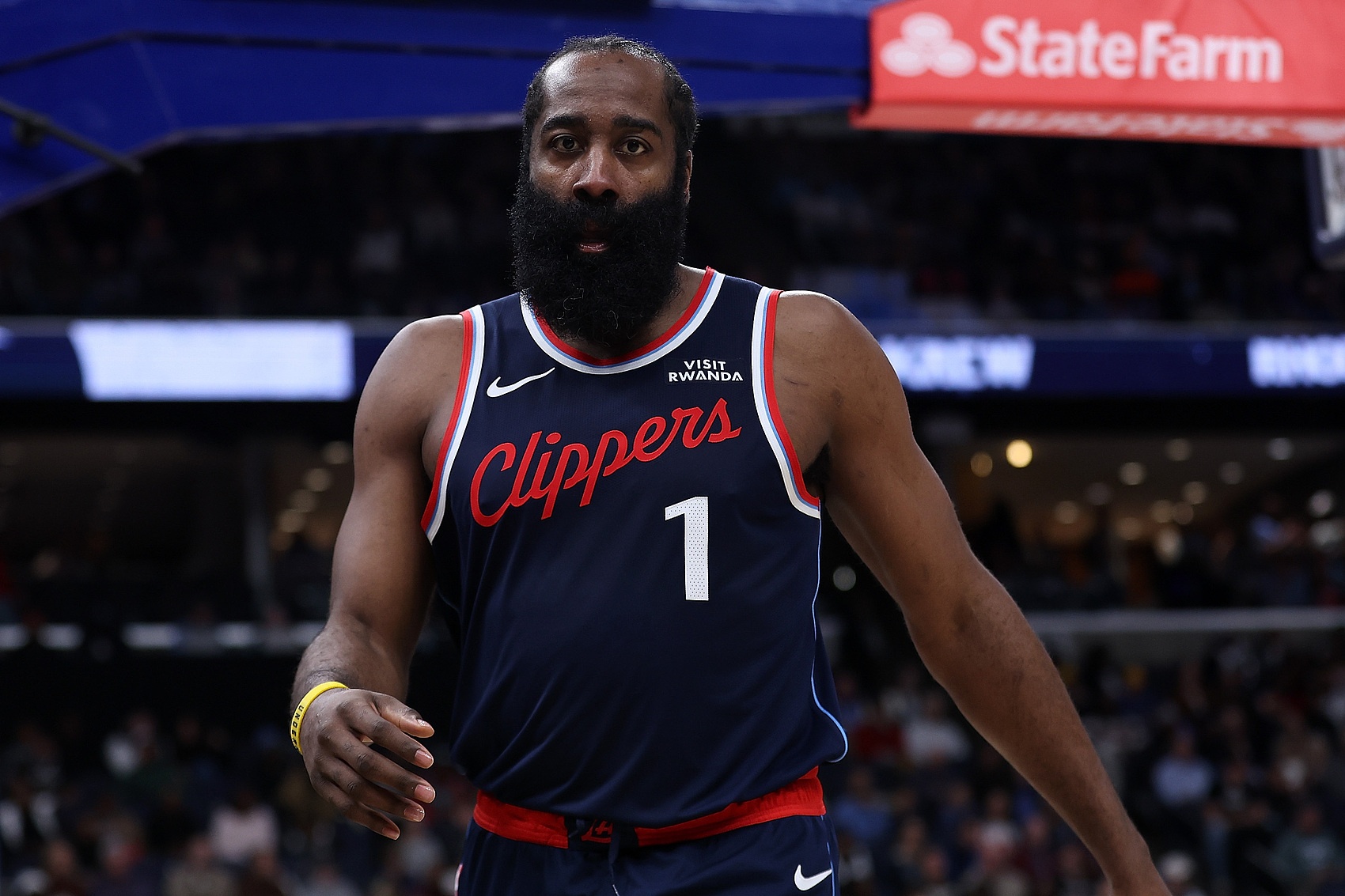 维拉纽瓦：哈登和皮蓬都打17年但前者多1万分 他是历史前25