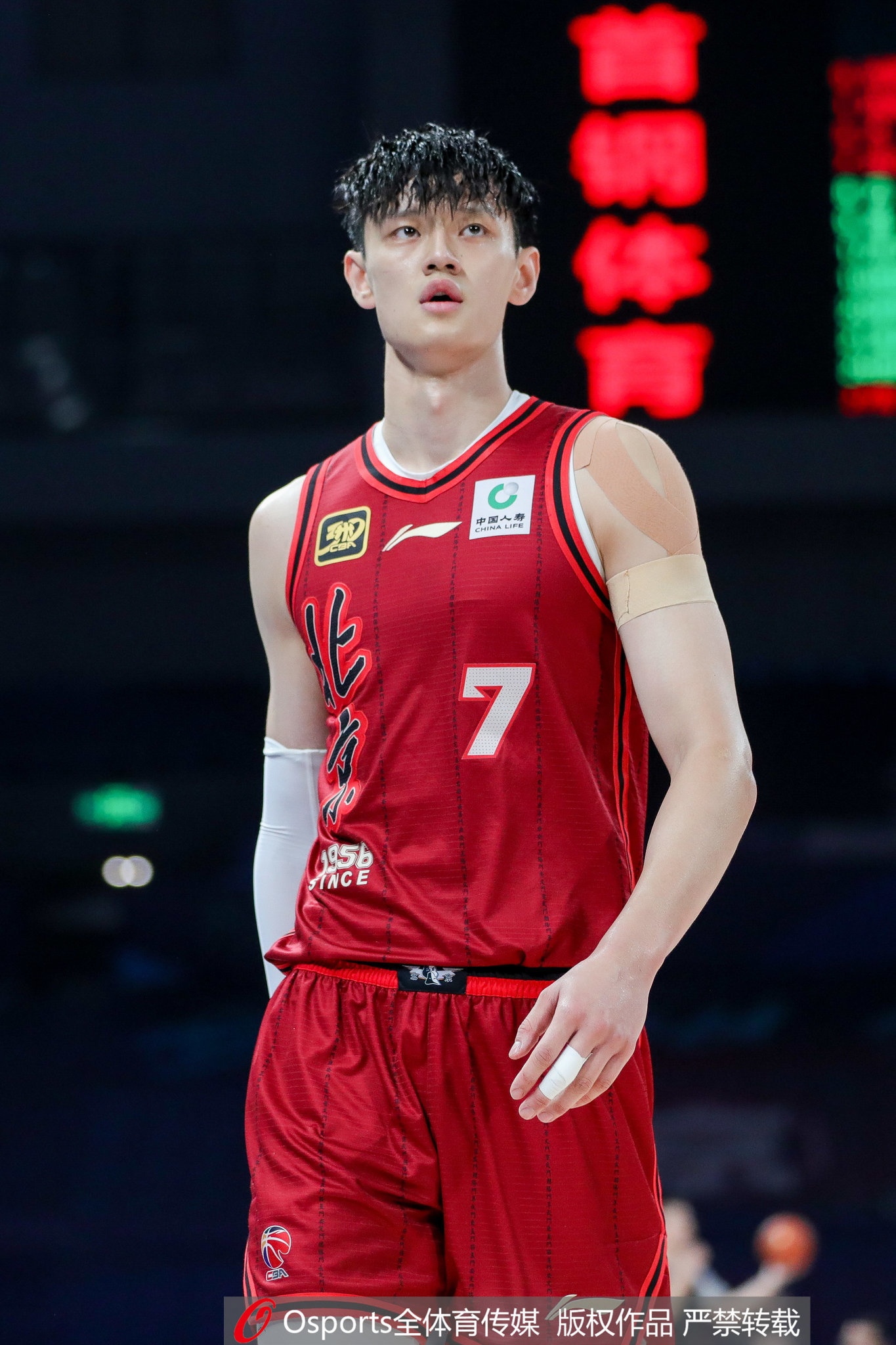 媒体人：曾凡博可先打NBL 等CBA季后赛阶段再回到北京男篮