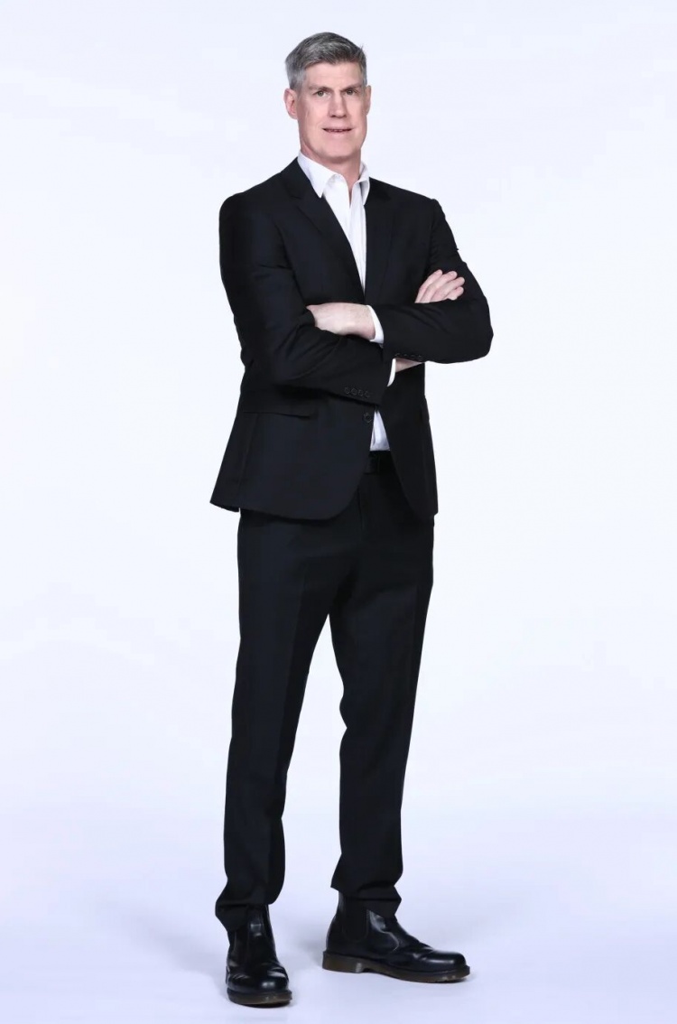 媒体人：深圳新外教很明显没把全队拧成一股绳 整体打法让人陌生