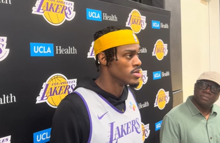 有多渴望帮助球队解决防守端身体对抗问题？范德彪：非常渴望