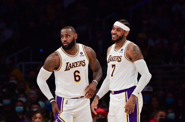 安东尼：只要詹姆斯想 他40岁也能拿得分王 他现在仍能场均30+