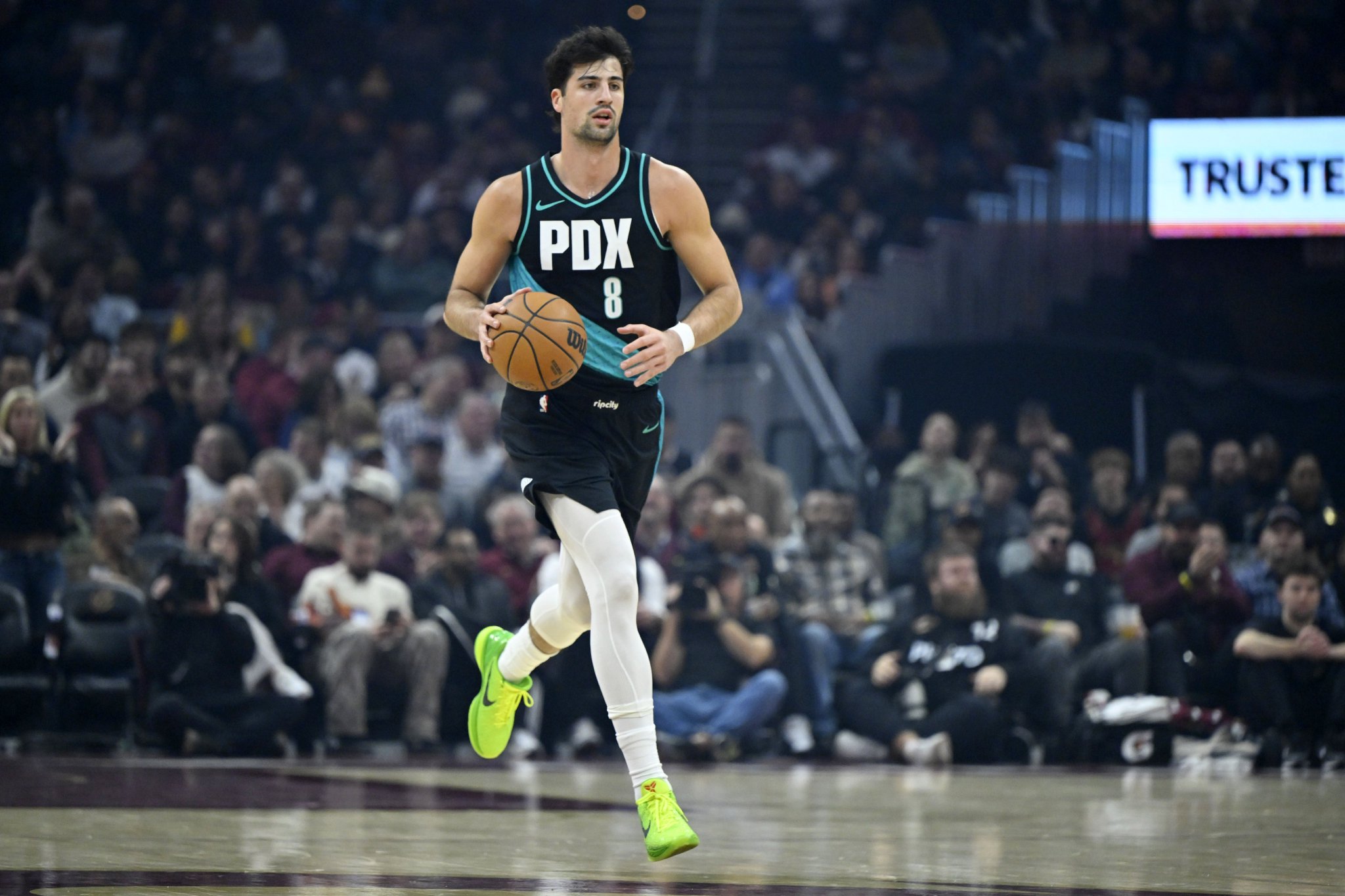 苏群：开拓者想引领小球潮流 阿夫迪亚本赛季可能进全明星