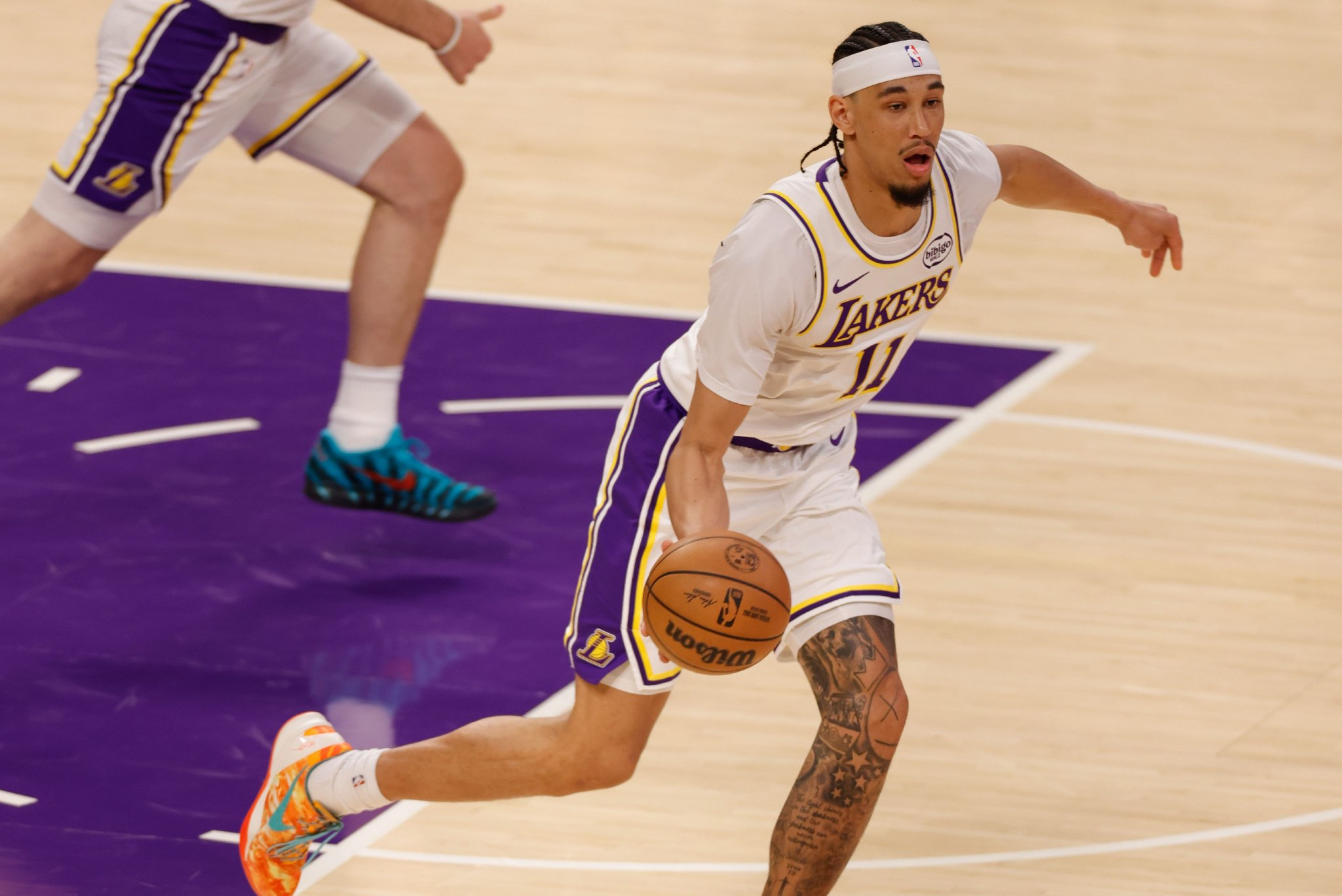 海斯：今天我们都充满活力和激情 积极拼抢是比赛的关键