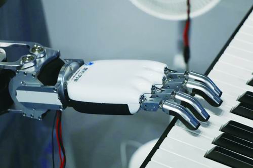 8个月4轮融资，他说“我们不缺钱”