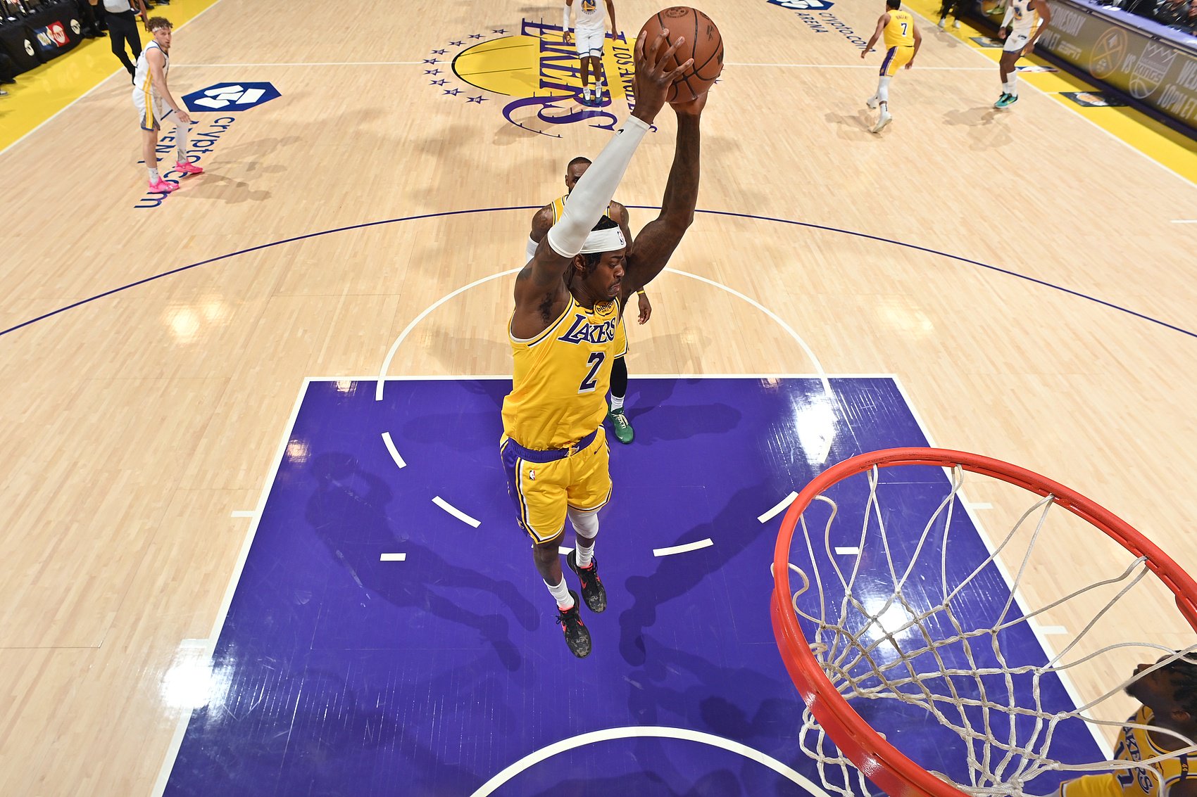 艾顿：范德比尔特拼劲十足 我和他冲击篮板对手肯定手忙脚乱