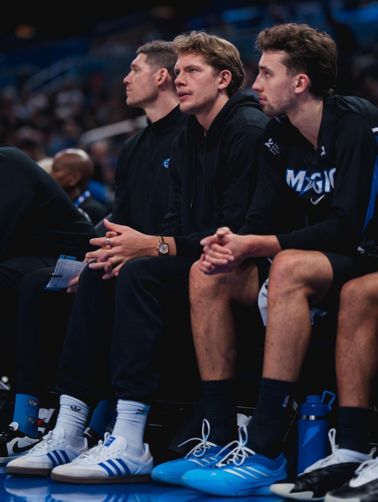 欢迎瓦格纳加入阿迪！利拉德：瓦格纳这赛季会穿我的球鞋打球