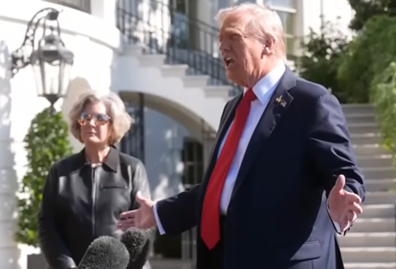 视频截图，特朗普与怀尔斯