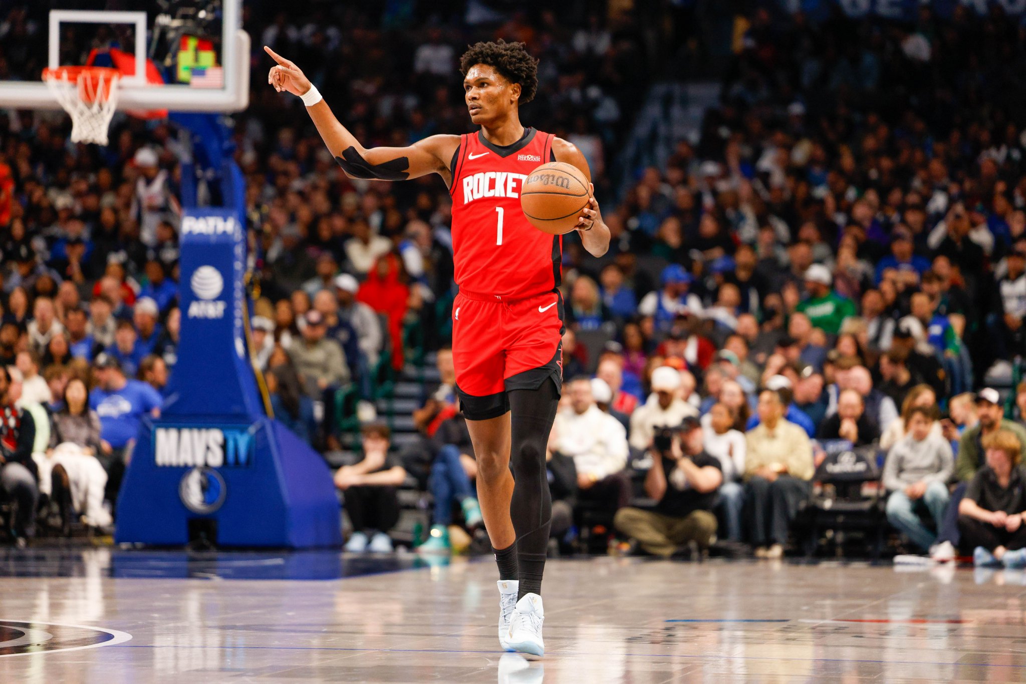 火记：裁判错判+漏判多给了掘金4个罚球还吞了火箭2个 太可悲了