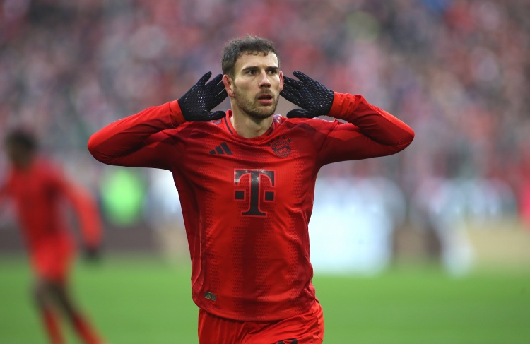 格雷茨卡删掉社媒几乎所有踢球照，疑似回应近期辱骂+暗示离队