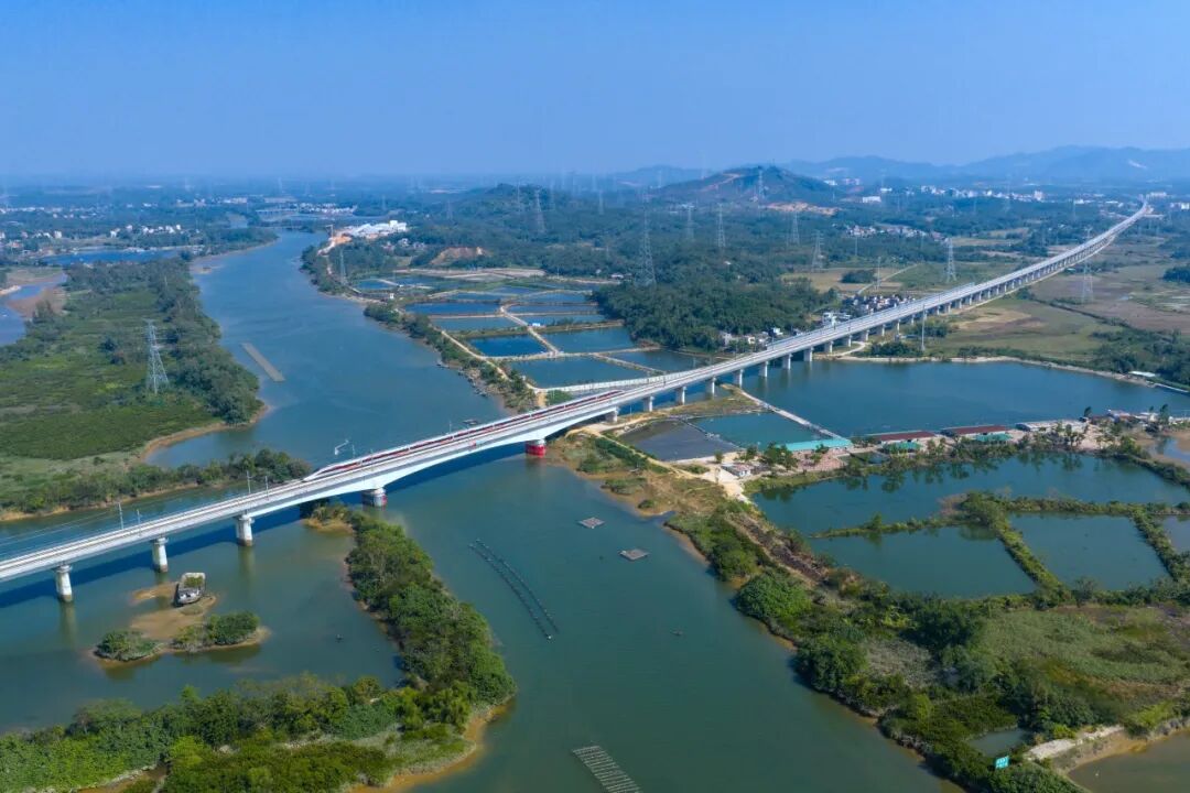 广州至湛江高铁12月22日建成通车
