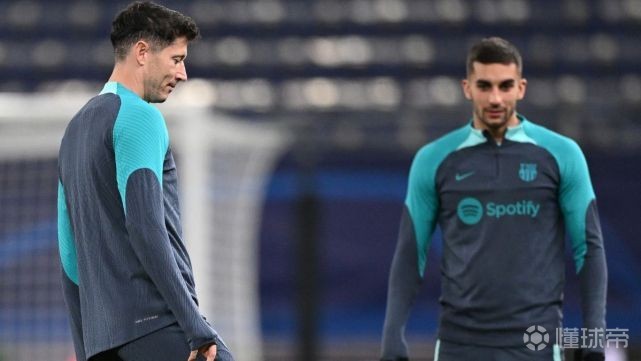 罗马诺：莱万冬窗离队的可能性为0，他希望与巴萨续约