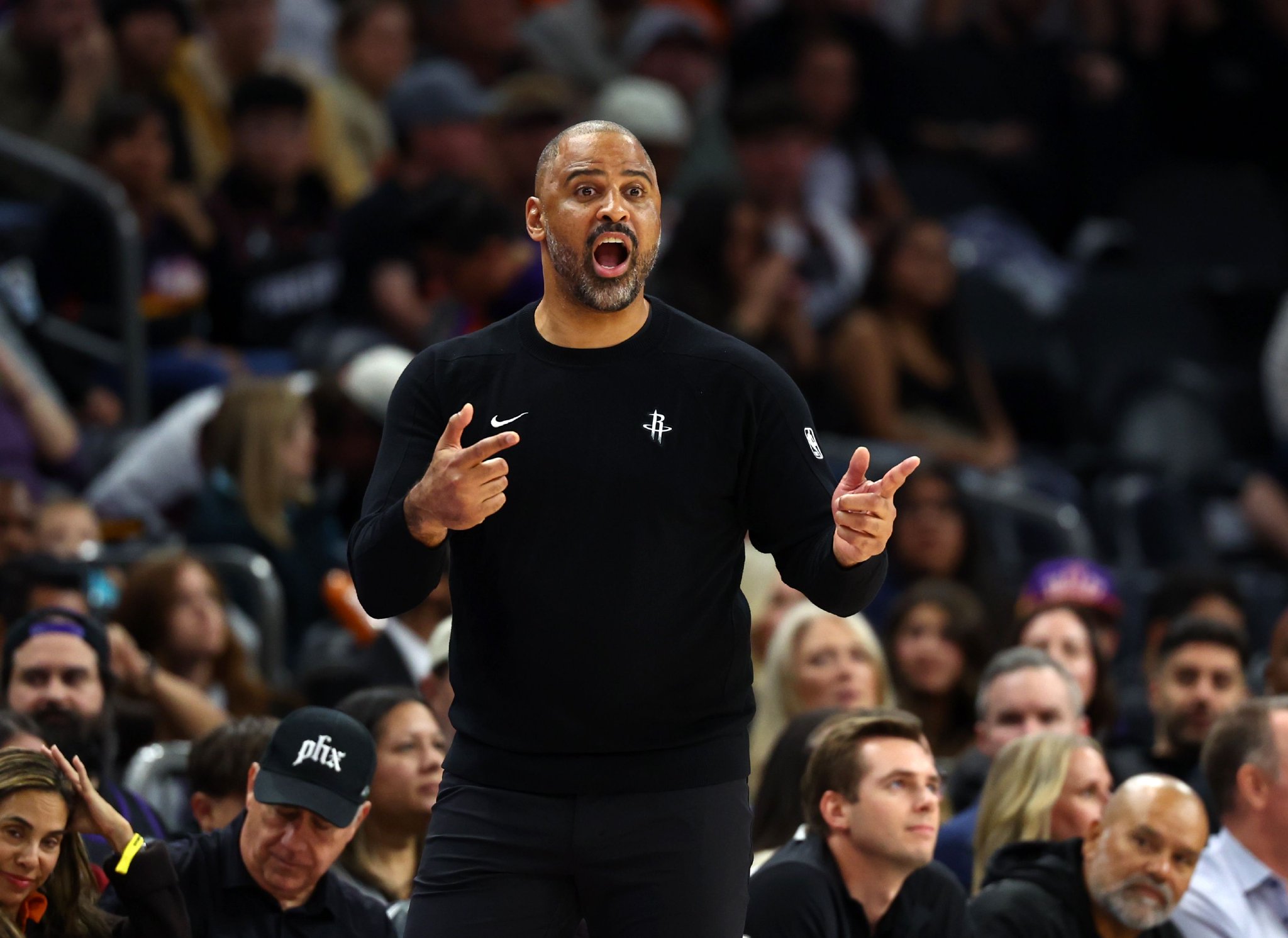 官方：火箭主帅乌度卡因公开批评裁判被罚款25000美金